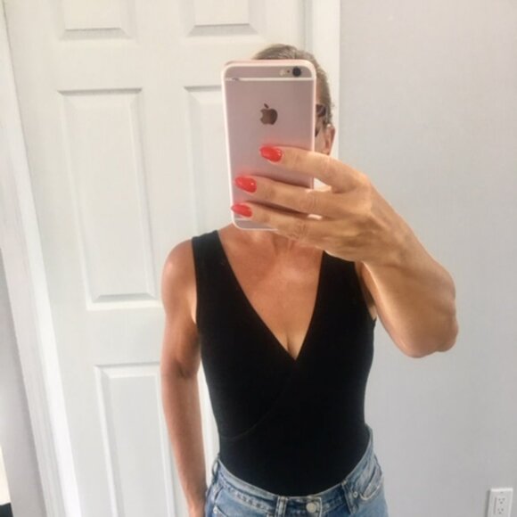 Cest Moi Black cross over ballet style black bamboo bodysuit in sm/m - Picture 3 of 7